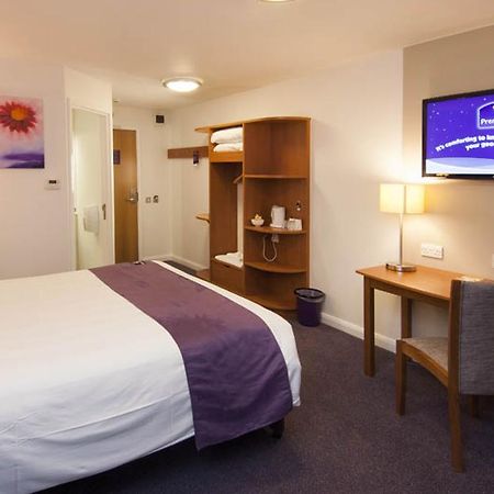 Premier Inn Norwich - Broadlands Park Thorpe St Andrew Dış mekan fotoğraf