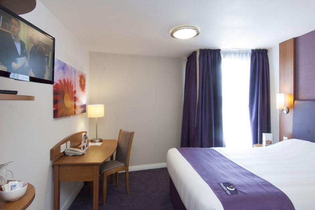 Premier Inn Norwich - Broadlands Park Thorpe St Andrew Oda fotoğraf