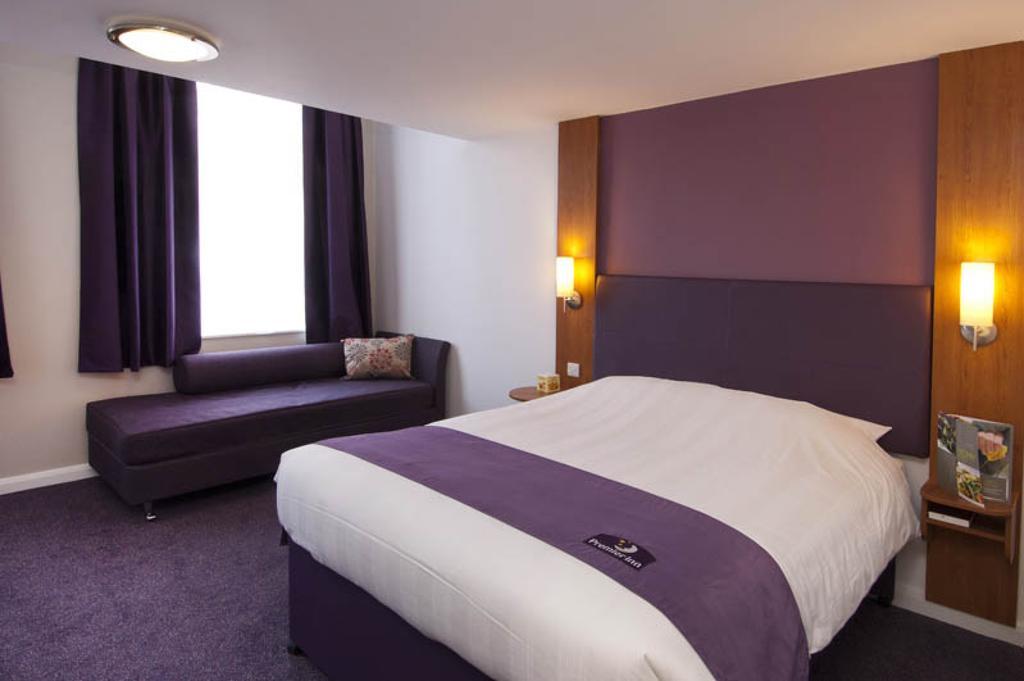 Premier Inn Norwich - Broadlands Park Thorpe St Andrew Dış mekan fotoğraf