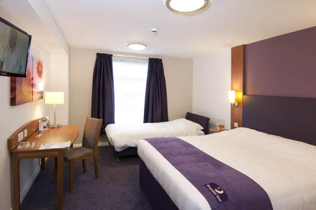 Premier Inn Norwich - Broadlands Park Thorpe St Andrew Oda fotoğraf