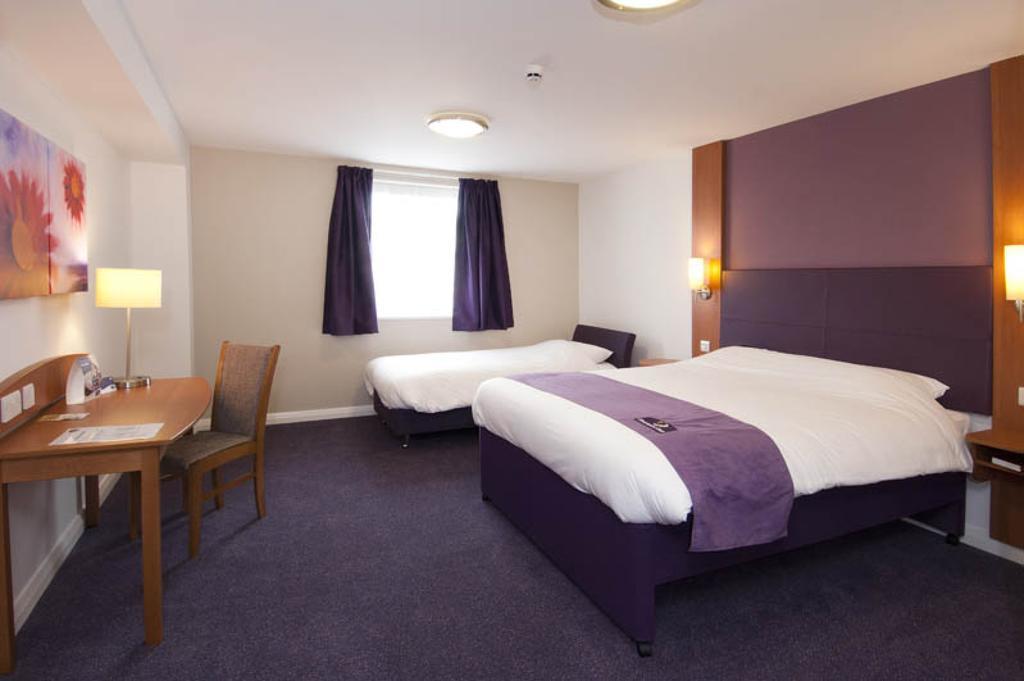 Premier Inn Norwich - Broadlands Park Thorpe St Andrew Oda fotoğraf