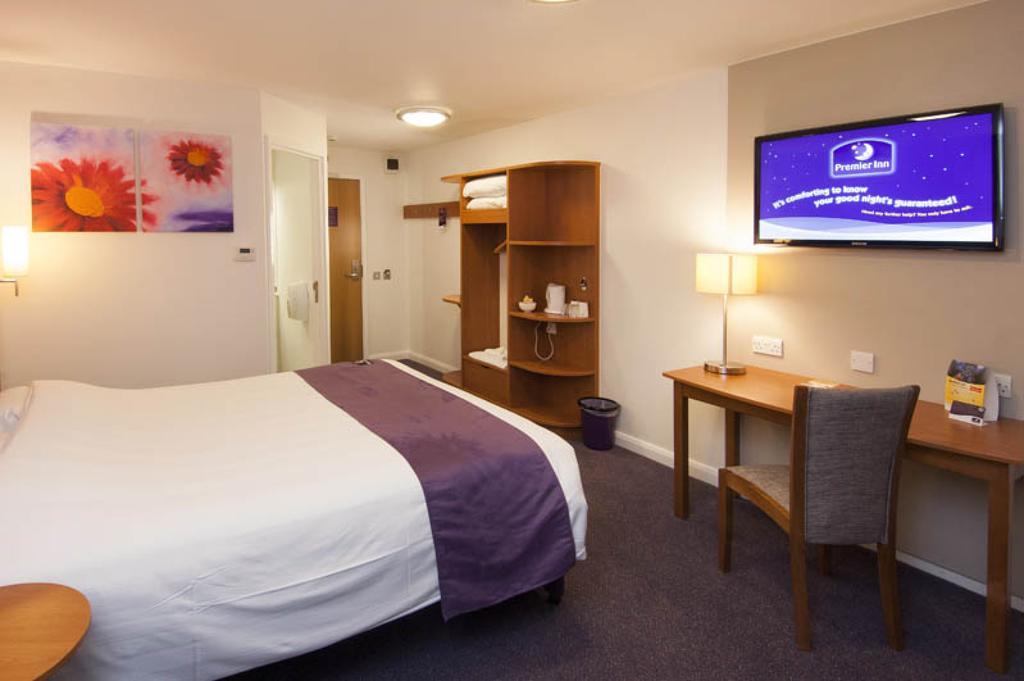 Premier Inn Norwich - Broadlands Park Thorpe St Andrew Dış mekan fotoğraf