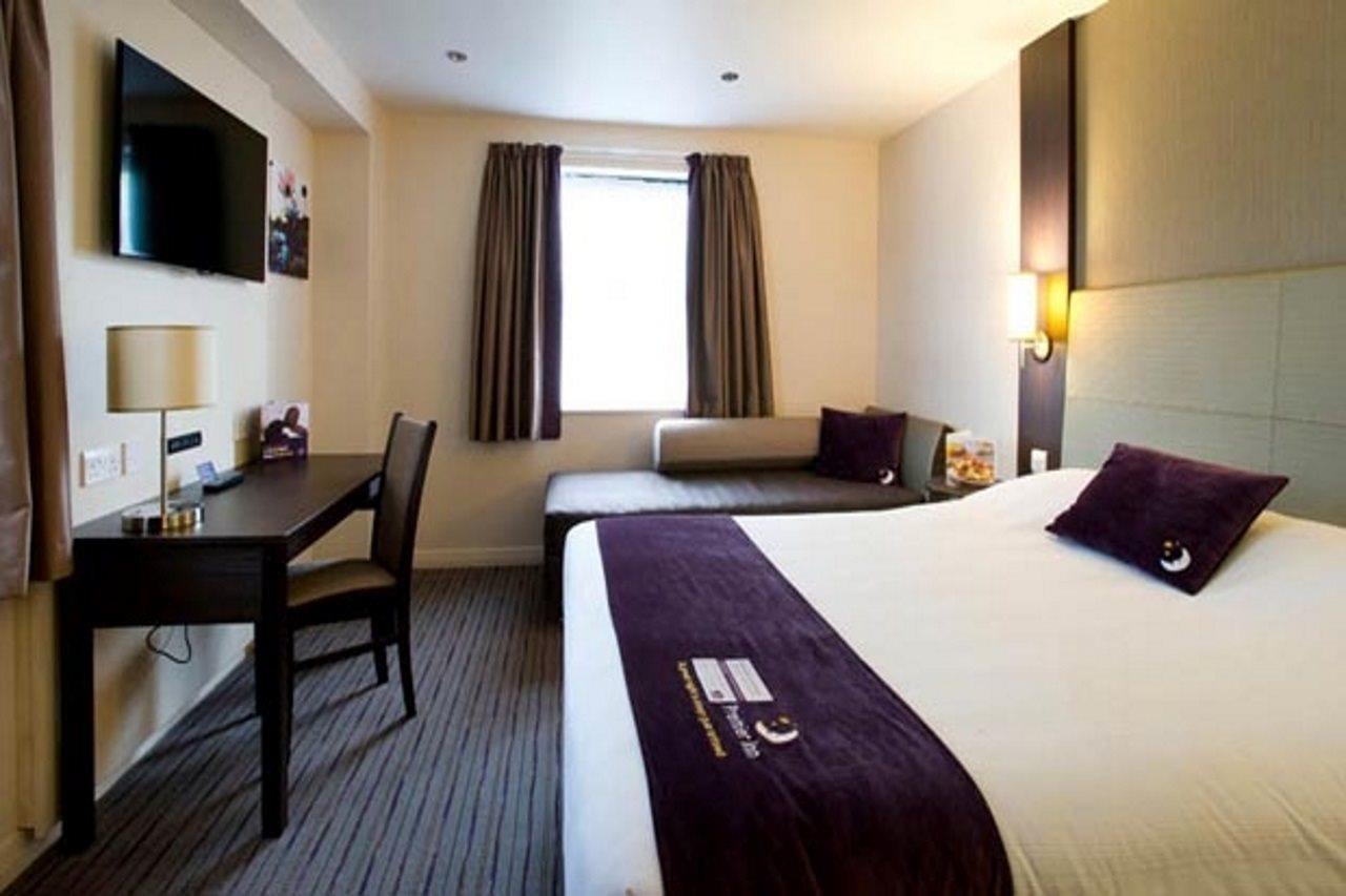 Premier Inn Norwich - Broadlands Park Thorpe St Andrew Dış mekan fotoğraf